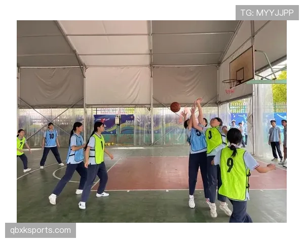 新手必看：篮球比赛中如何判定连续动作的关键要点