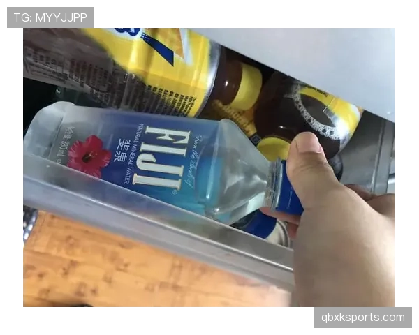 苏炳添家的冰箱里是不是连矿泉水都按秒配速摆？